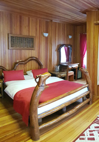 Çift kişilik aile odası